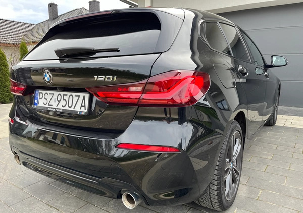 BMW Seria 1 cena 118900 przebieg: 16815, rok produkcji 2021 z Błażowa małe 562